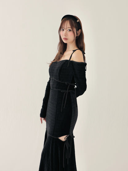 Side ribbon cutout onepiece(eme10783)