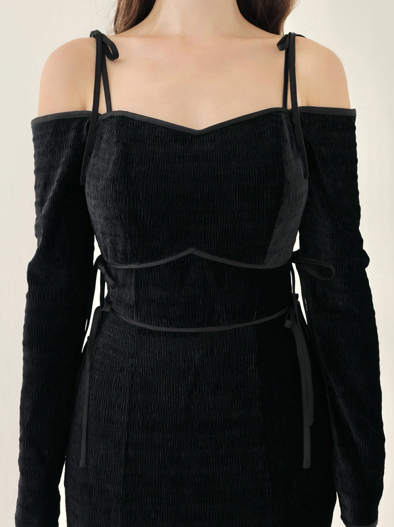 Side ribbon cutout onepiece(eme10783)