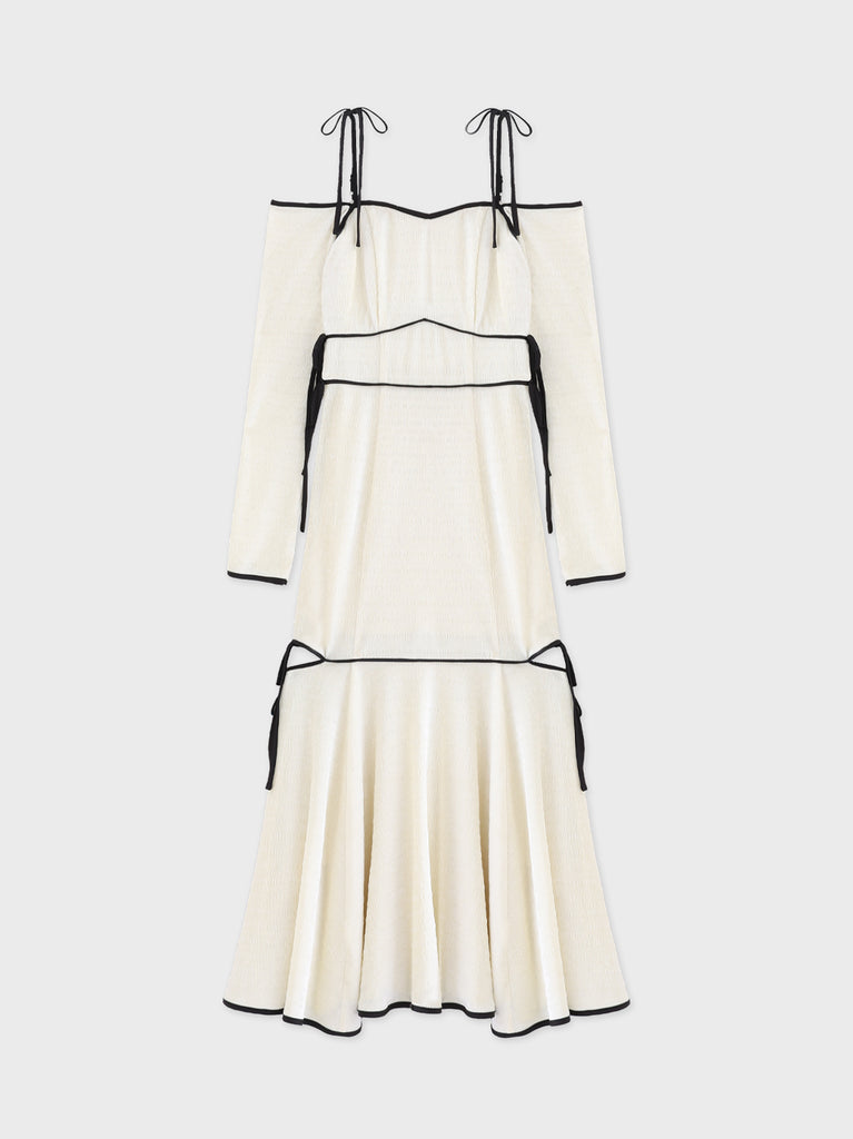 Side ribbon cutout onepiece(eme10783)