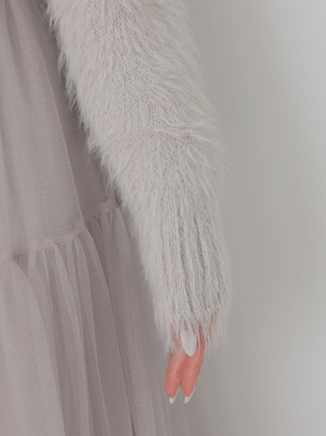 【Pre Order】Spring feather lame off the shoulder cardigan (eme10789)