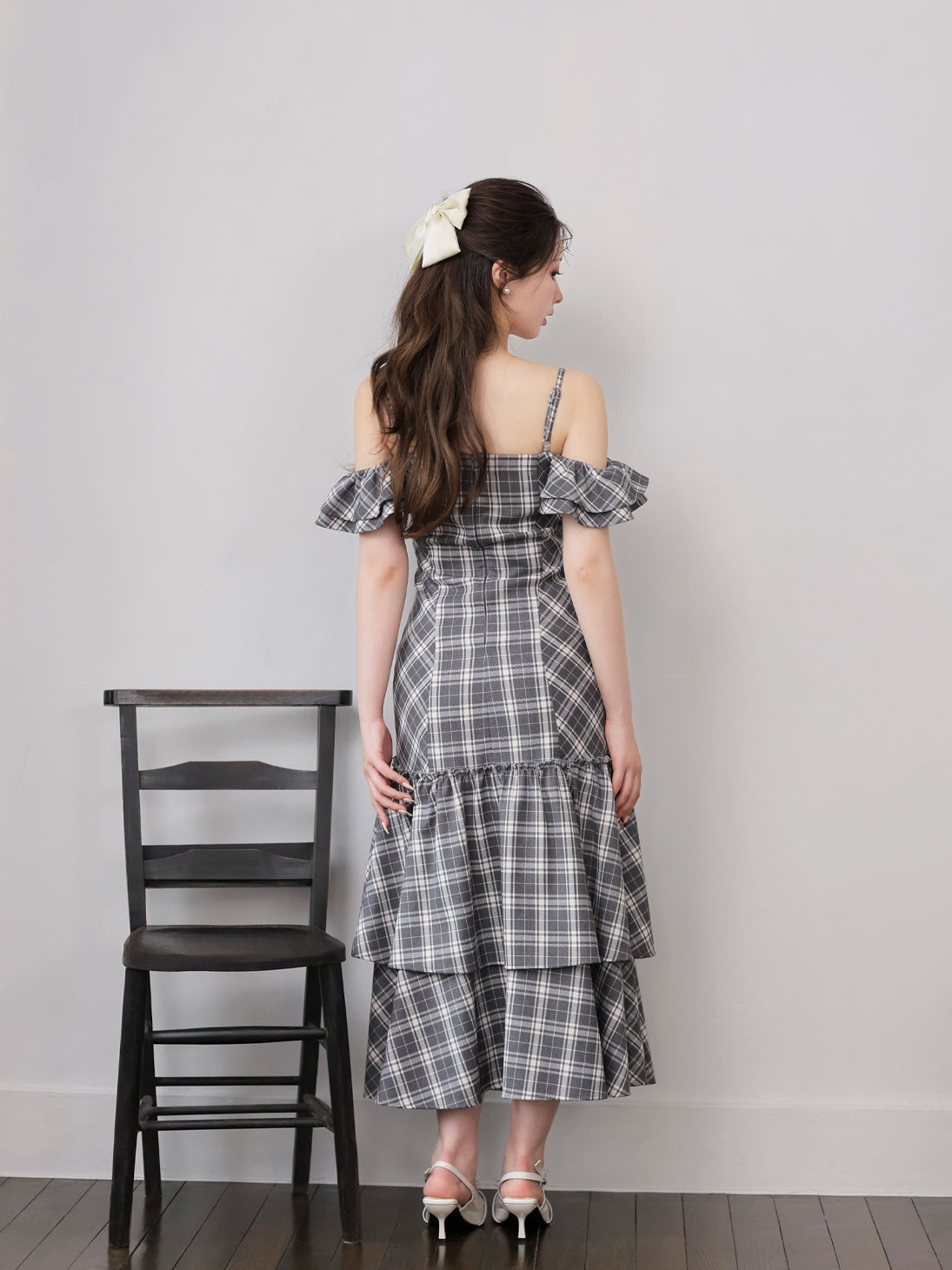 model：160cm　(size：F　color：Glay)