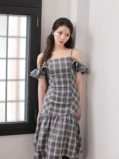 model：160cm　(size：F　color：Glay)