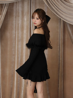 Feather off the shoulder lost mini onepiece(eme10817)