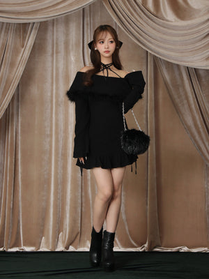 Feather off the shoulder lost mini onepiece(eme10817)