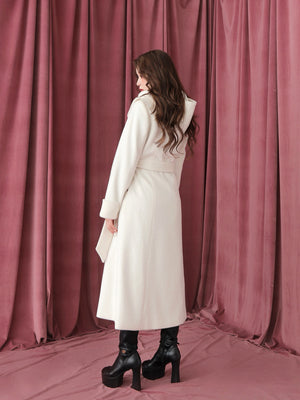 model：160cm　(size：F　color：White)
