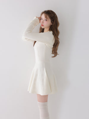 model：160cm　(size：F　color：Ivory)