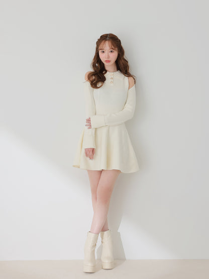 model：160cm　(size：F　color：Ivory)
