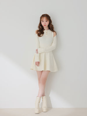 model：160cm　(size：F　color：Ivory)