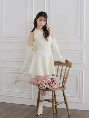 model：160cm　(size：F　color：Ivory)