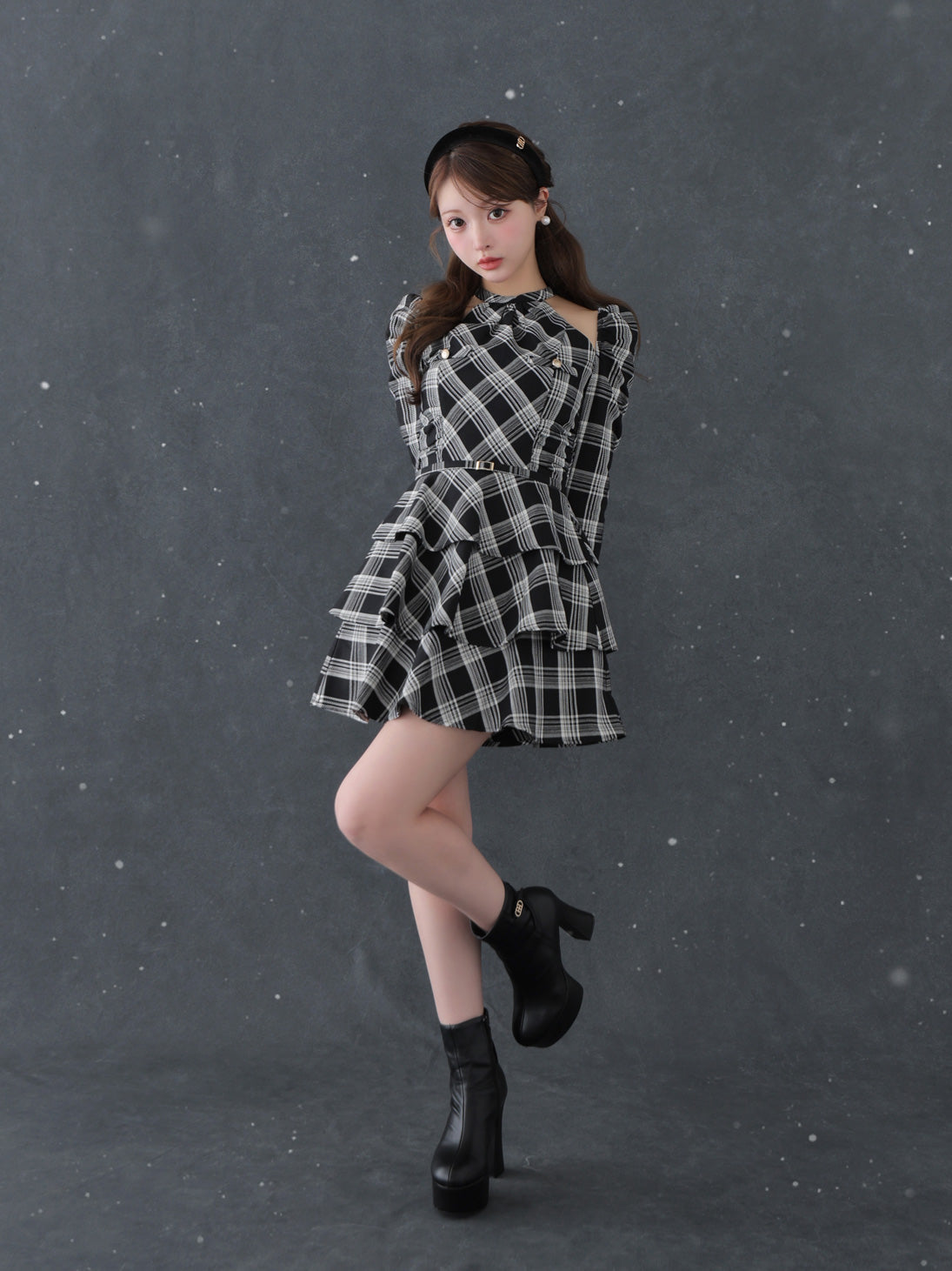 SALE】Sleeve halter check mini onepiece(eme10830) – M me eme