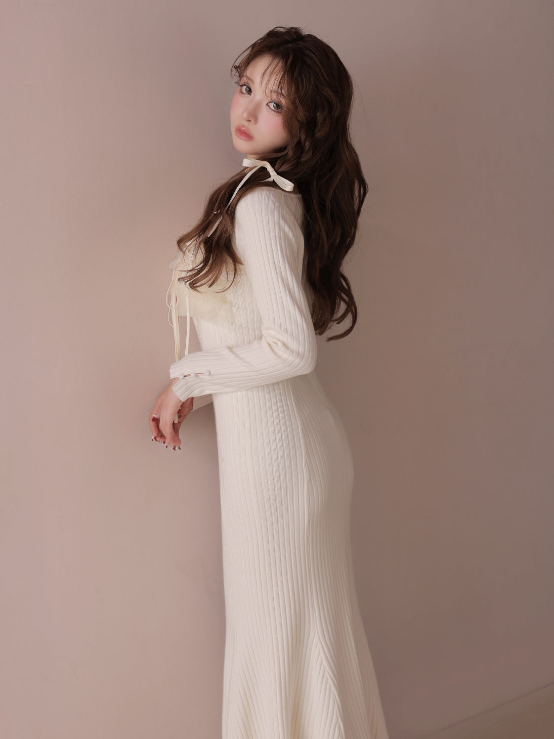 model：160cm　(size：F　color：Ivory）