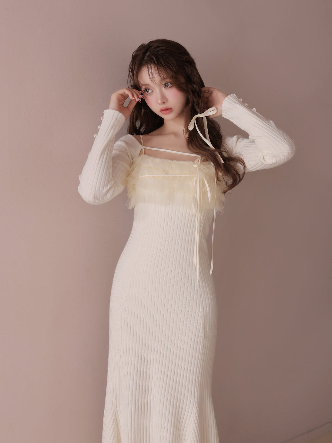 model：160cm　(size：F　color：Ivory）
