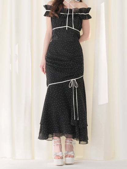 model：162cm　(size：F　color：Black)