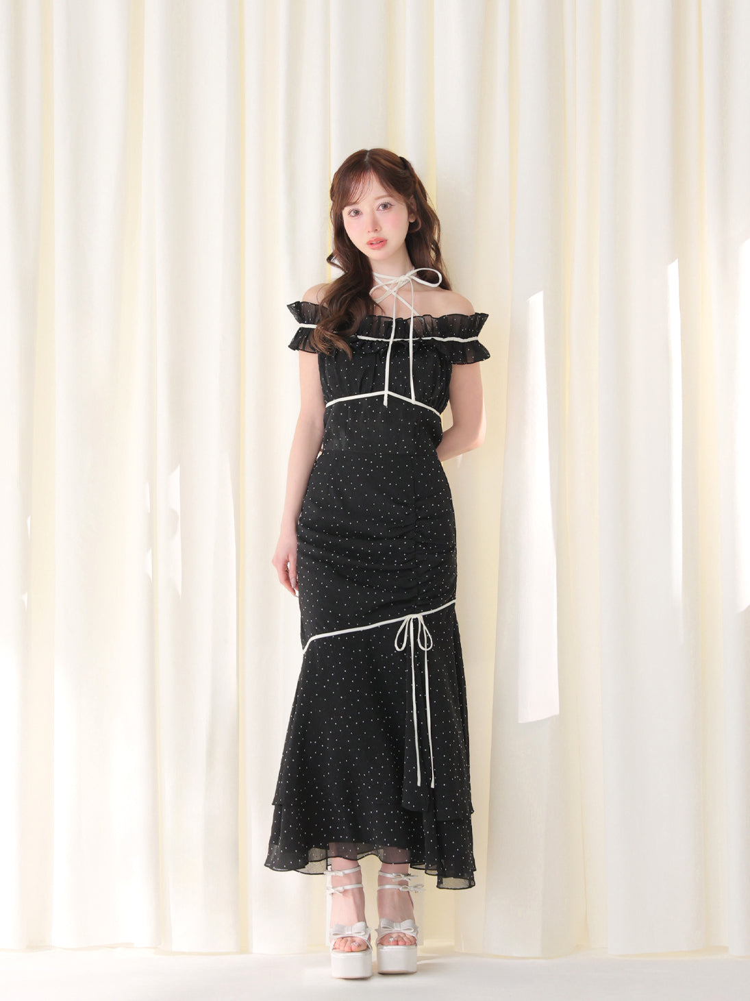 Piping ribbon dot off shoulder tops(eme10843) – M me eme