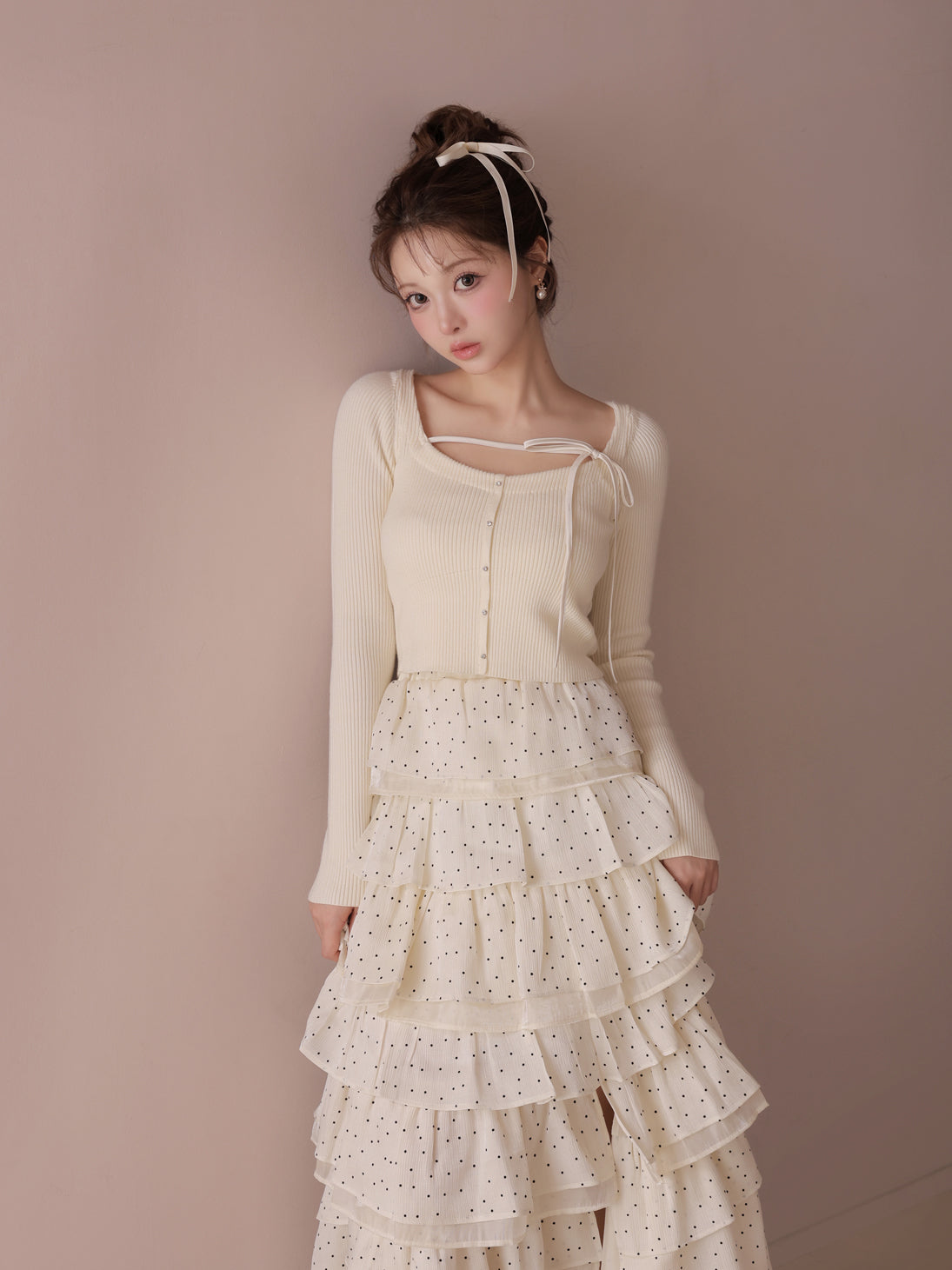 model：160cm　(size：F　color：Ivory)