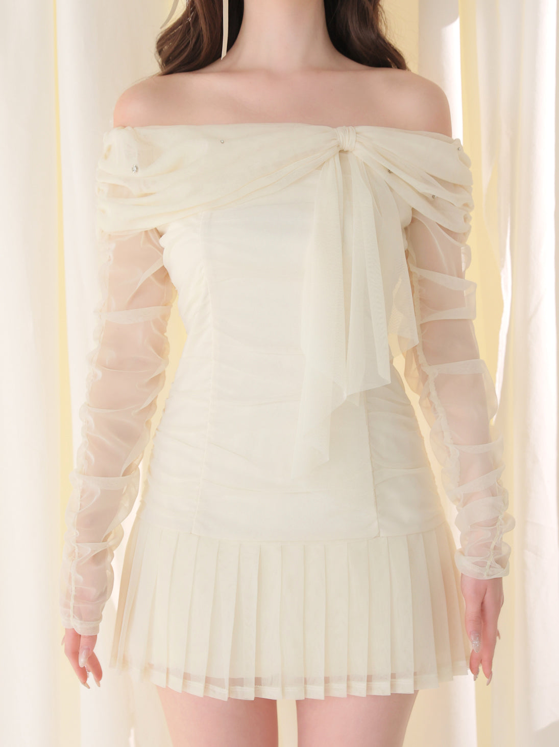 Luminous tulle ribbon drape mini onepiece(eme10837) – M me eme