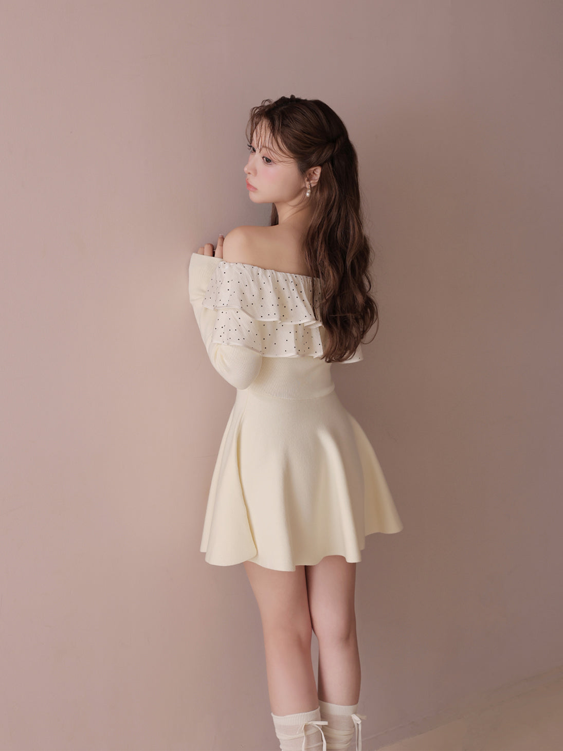 model：160cm　(size：F　color：Ivory)