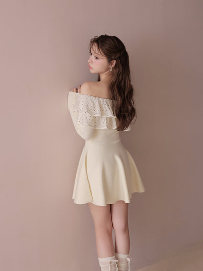model：160cm　(size：F　color：Ivory)