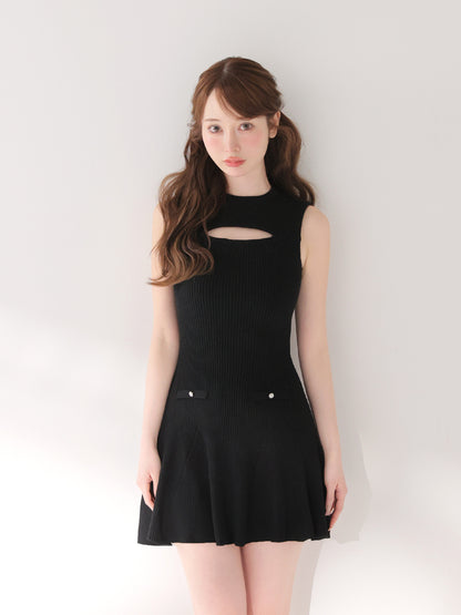 model：162cm　(size：F　color：Black)