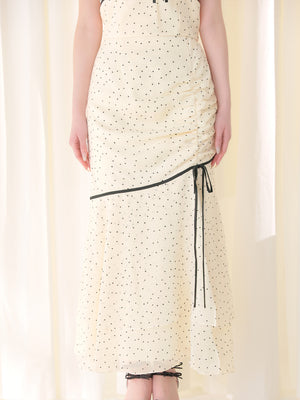 model：160cm　(size：F　color：Ivory)