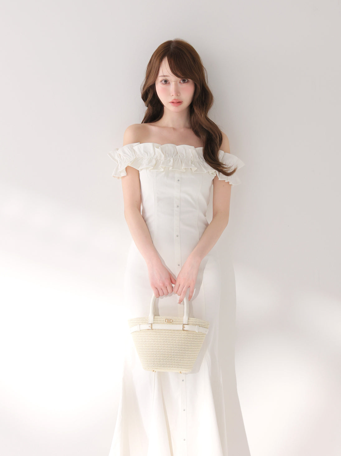 Back ribbon off shoulder denim mermaid onepiece(eme10845) – M me eme