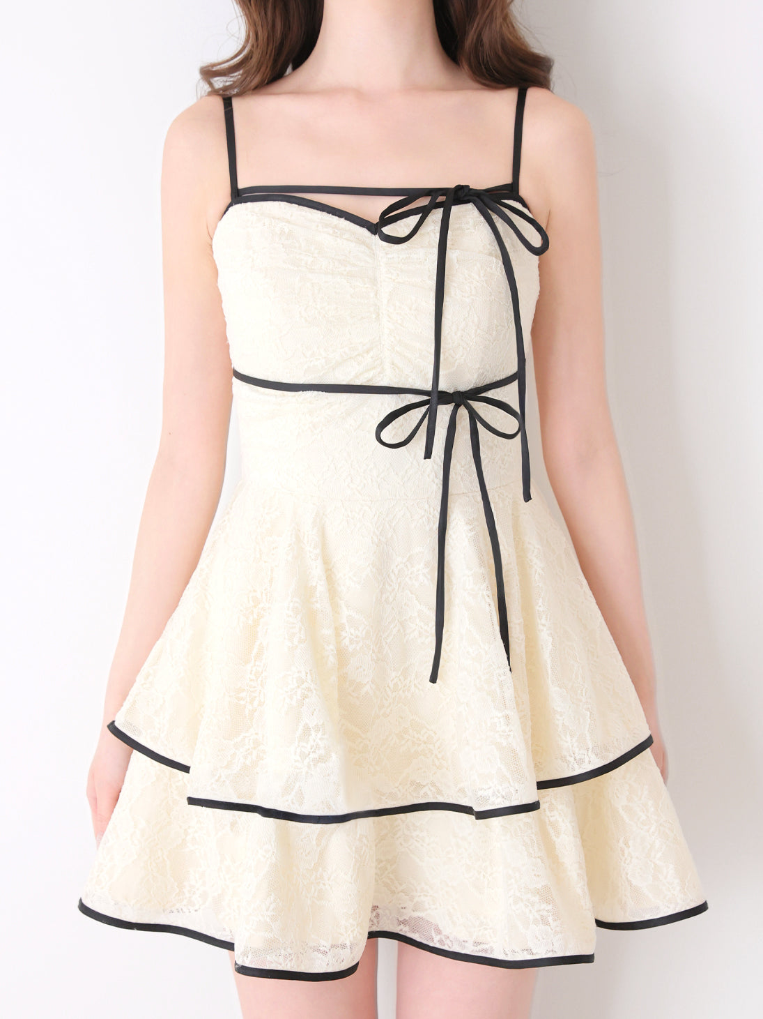 model：162cm　(size：F　color：Ivory)