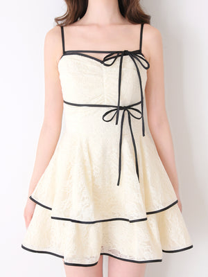 model：162cm　(size：F　color：Ivory)