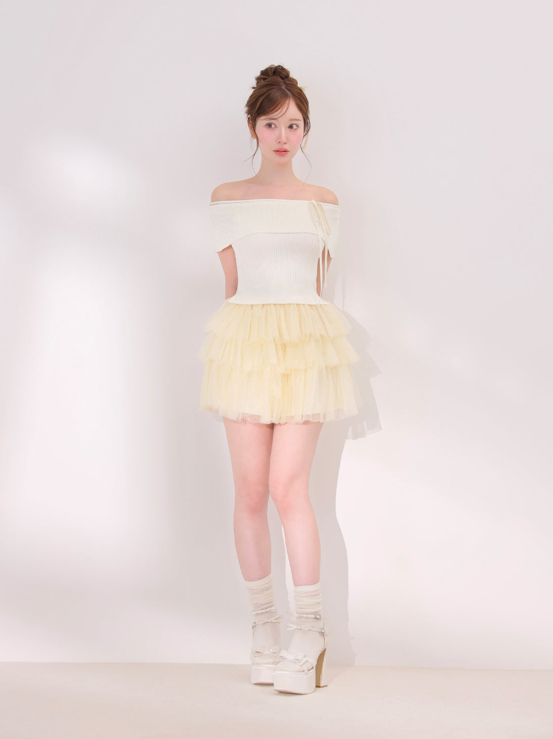 model：162cm　(size：F　color：Ivory)