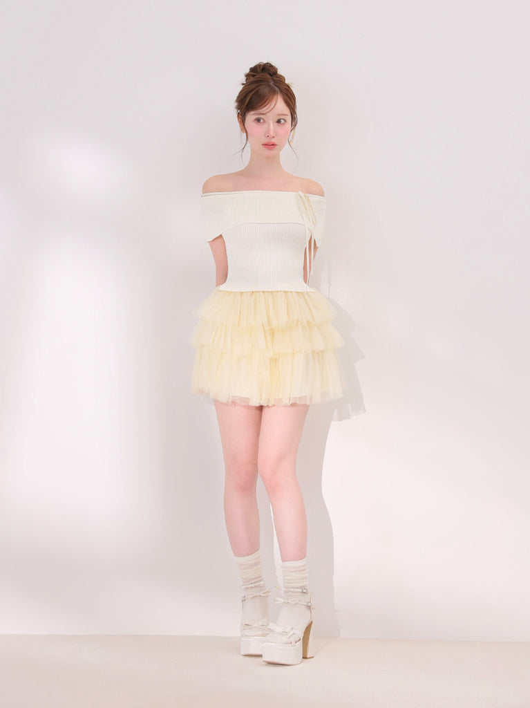 model：162cm　(size：F　color：Ivory)