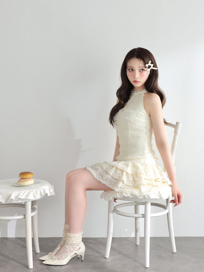 model：160cm　(size：F　color：Ivory)