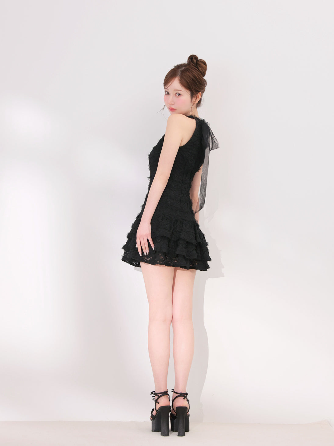 model：162cm　(size：F　color：Black)