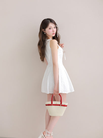 color：Red