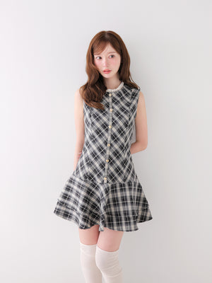 model：162cm　(size：F　color：Black)
