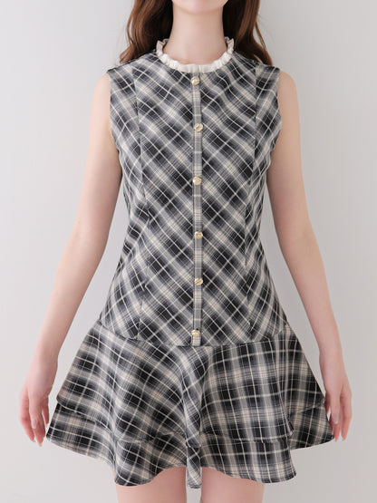 model：162cm　(size：F　color：Black)
