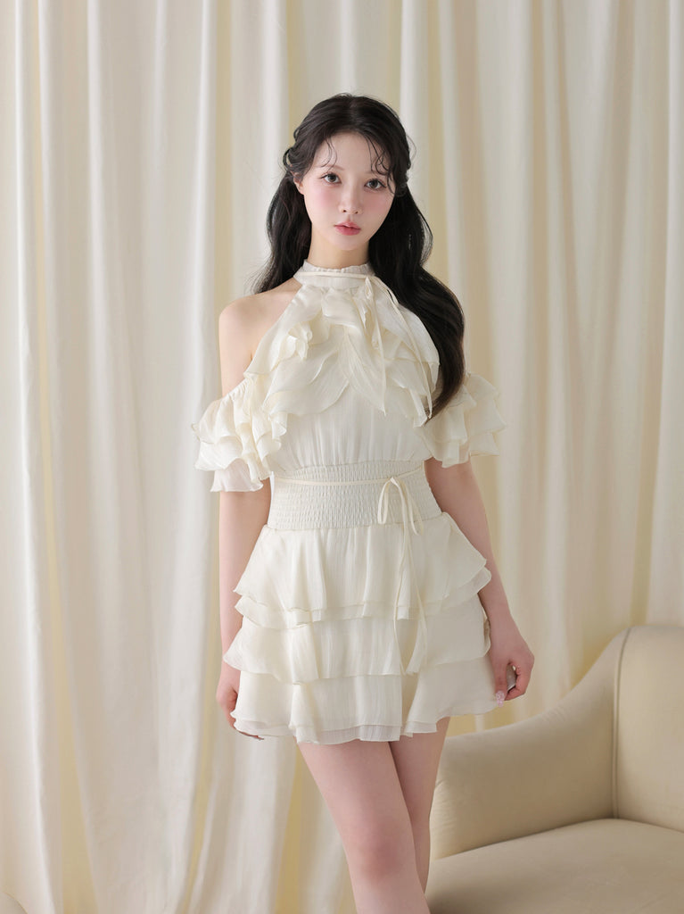 model：160cm　(size：F　color：Ivory)