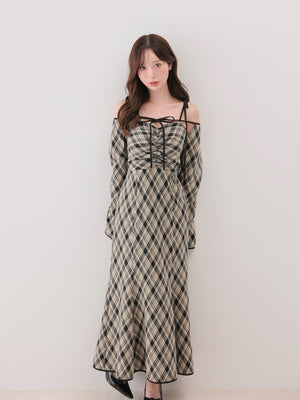 model：162cm　(size：F　color：Black)