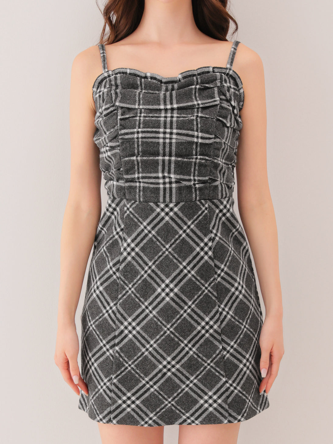 model：162cm　(size：F　color：Gray)