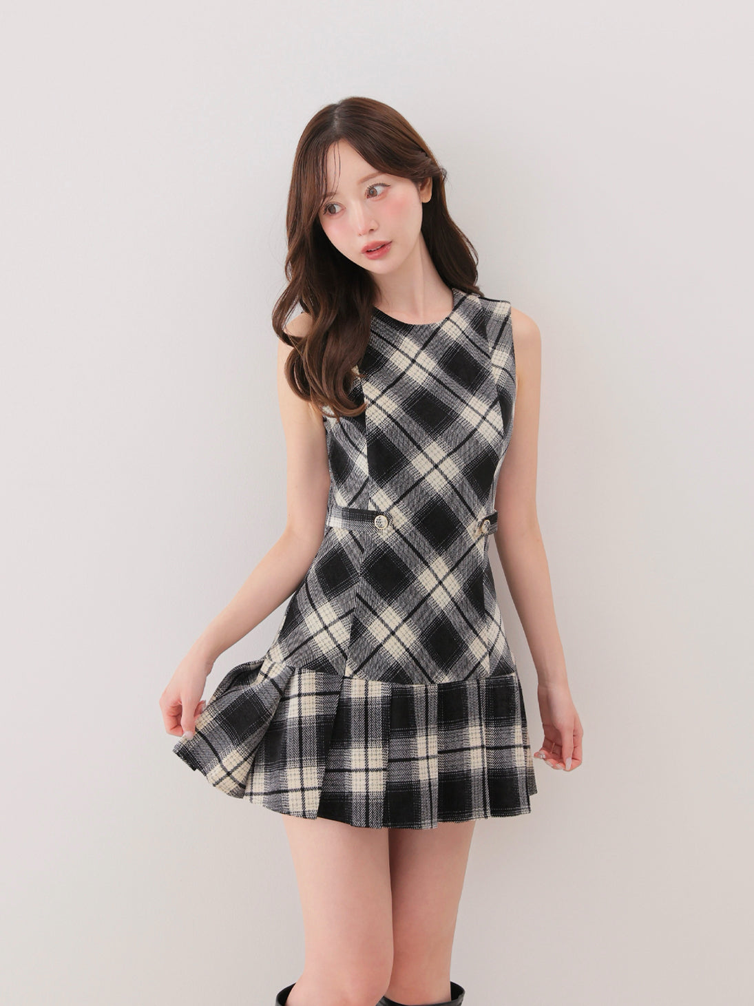 model：162cm　(size：F　color：Black)