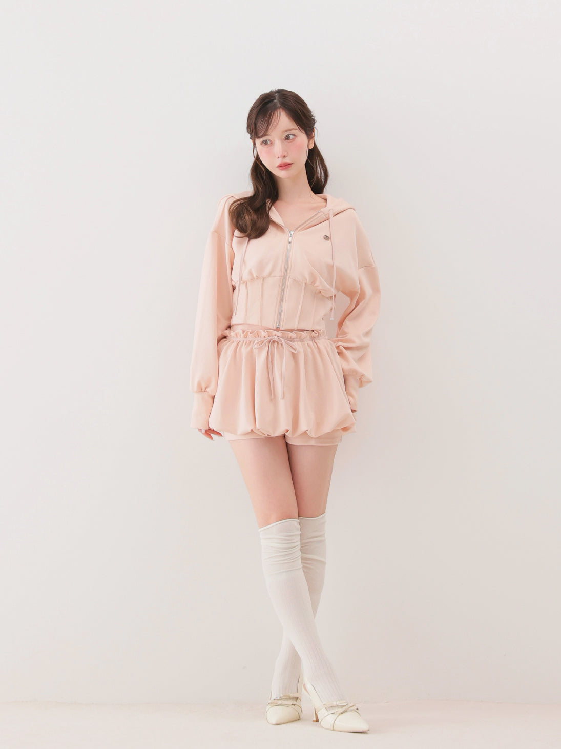 model：162cm　(size：F　color：Pink)