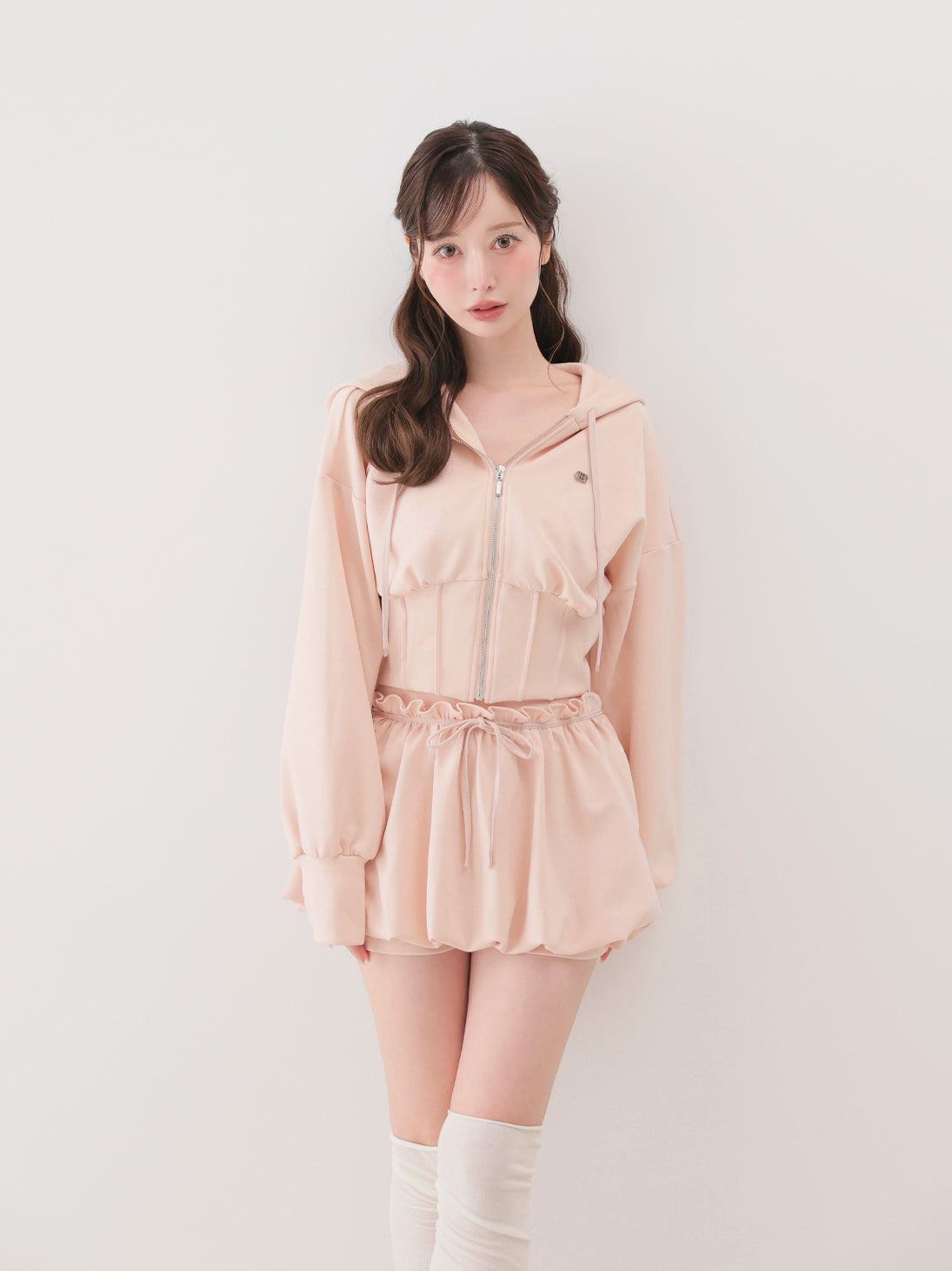 model：162cm　(size：F　color：Pink)