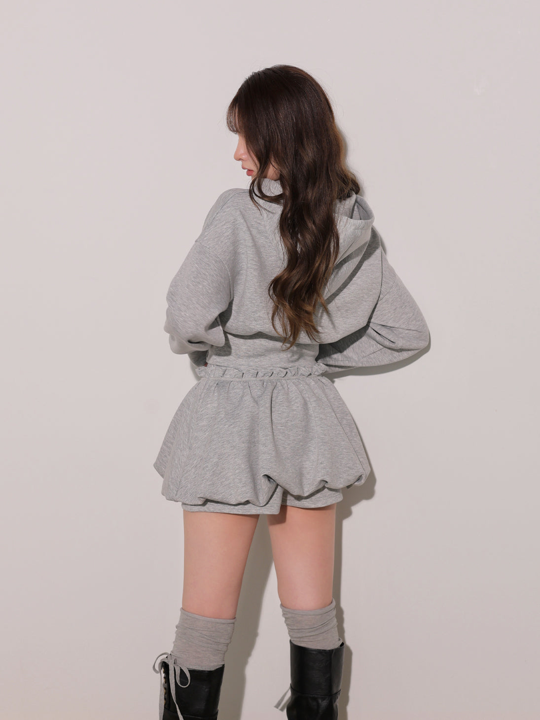 model：160cm　(size：F　color：Gray)