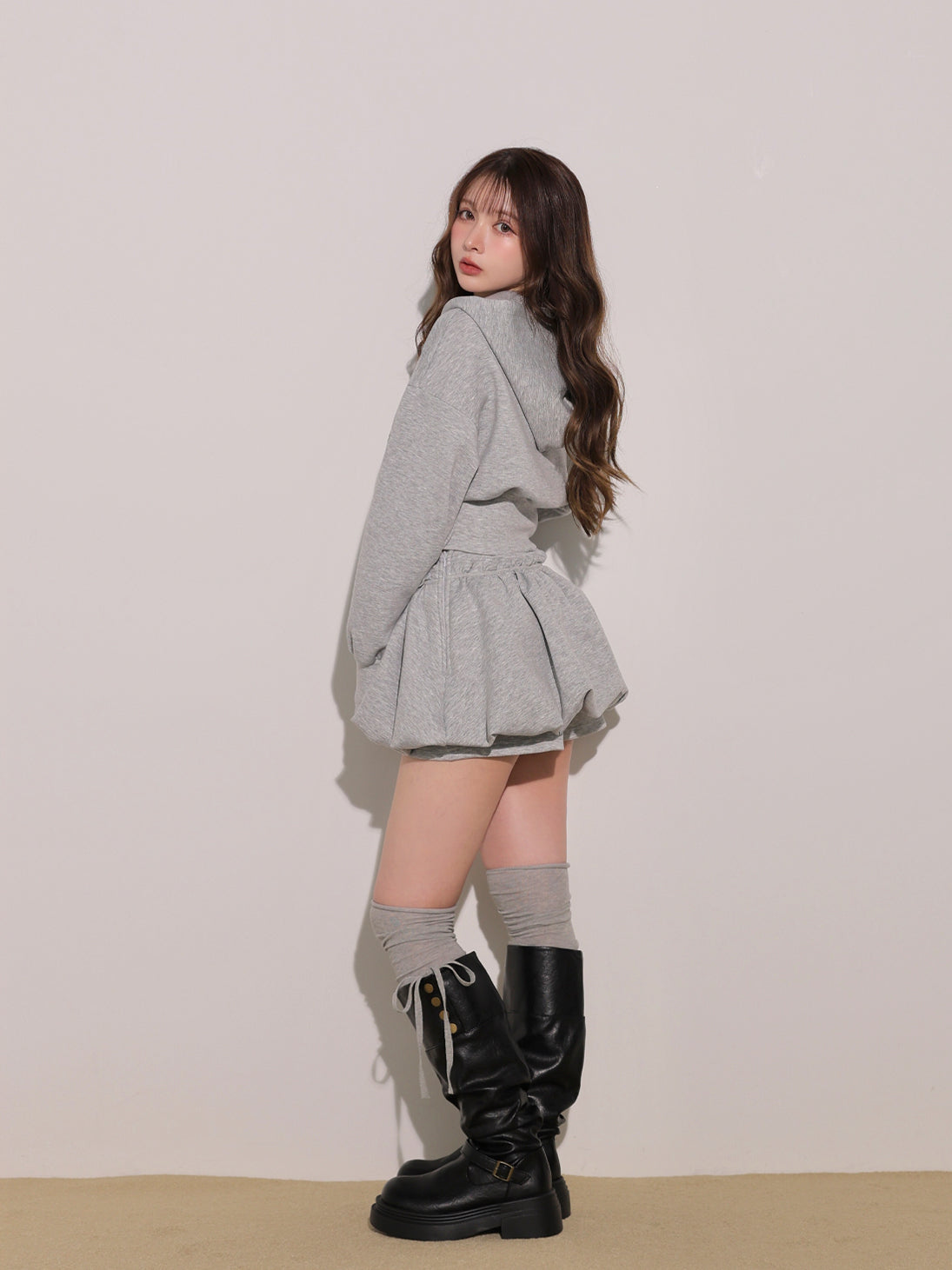 model：160cm　(size：F　color：Gray)