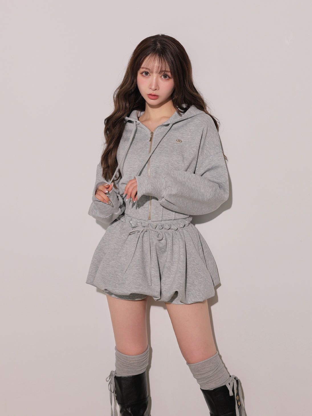 model：160cm　(size：F　color：Gray)