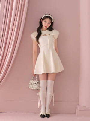 model：160cm　(size：F　color：Ivory)