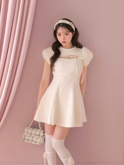 model：160cm　(size：F　color：Ivory)