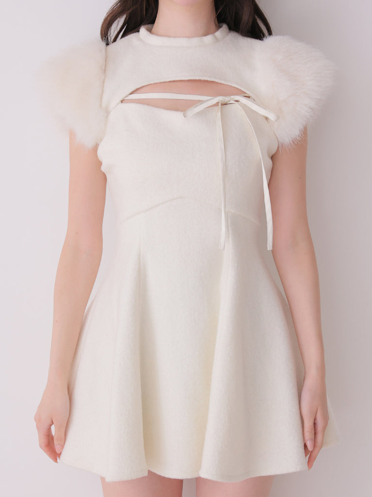 model：162cm　(size：F　color：Ivory)