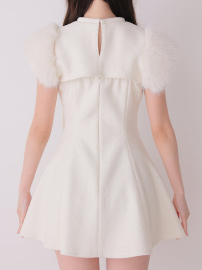 Fur sleeve ribbon mini onepiece(eme10870)