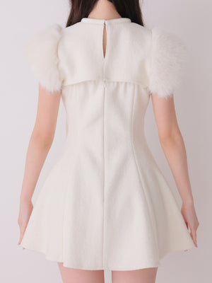 Fur sleeve ribbon mini onepiece(eme10870)