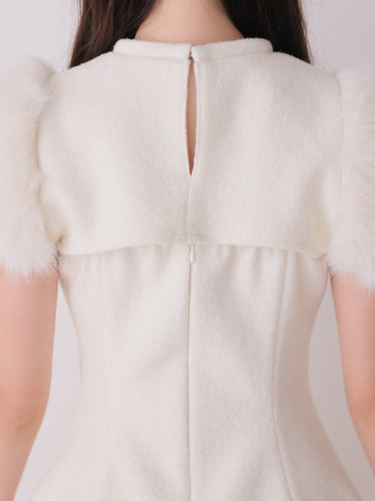 Fur sleeve ribbon mini onepiece(eme10870)