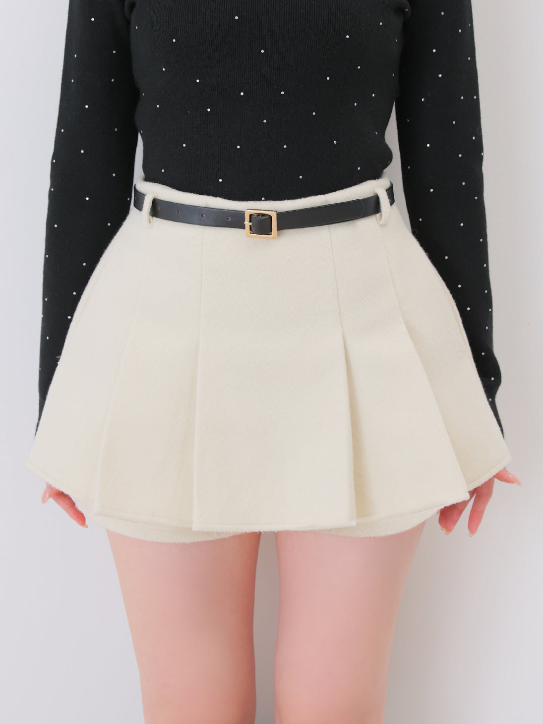 model：162cm　(size：F　color：Ivory)